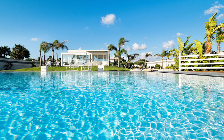 Diantha: pool, Udendørs, Udvendige