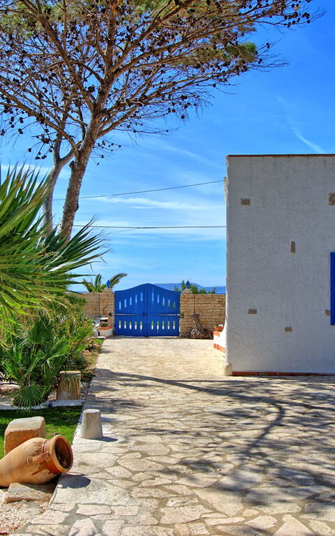 Villa Maraus: Udendørs, Udvendige