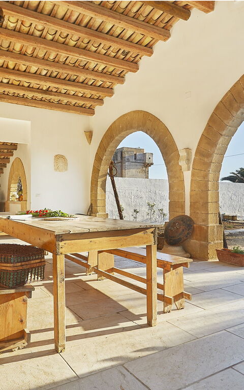 Villa Maraus: Udendørs, Udvendige