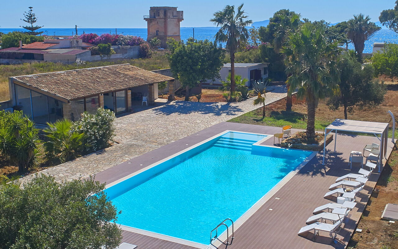 Villa Maraus: pool, Udendørs, Udvendige