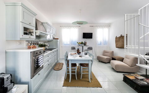 Feriebolig Delfino: Frokostlokale, Køkken, Stue