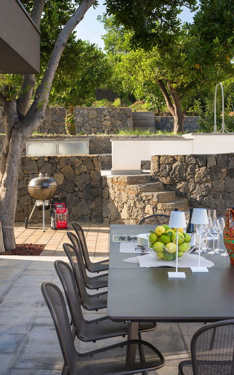 Villa Gianos: Udendørs, Udvendige