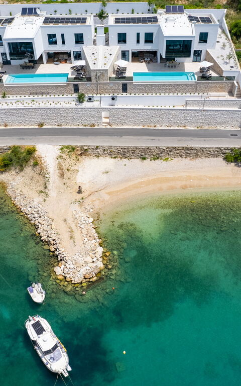 Villa Loma: Visninger