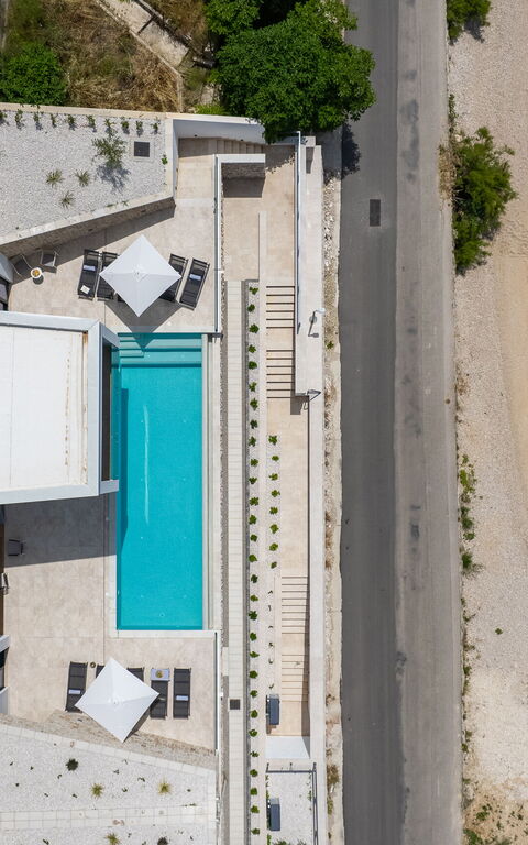 Villa Loma: pool, Udvendige, Visninger