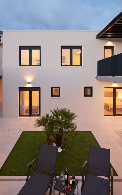 Villa Stella: Altan / terrasse / gårdhave