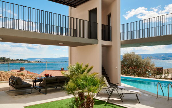 Villa Stella: Altan / terrasse / gårdhave, pool, Udendørs, Visninger