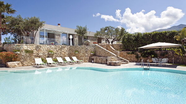 Villa Demetra: pool, Udendørs, Udvendige