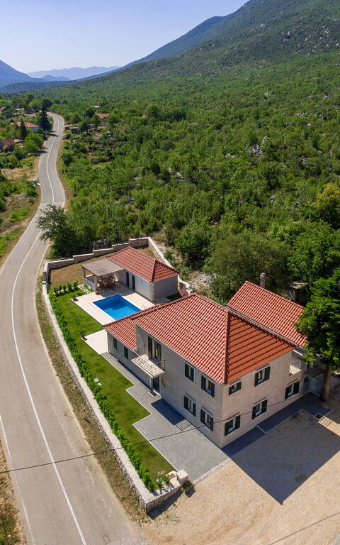 Villa Zupa: Udvendige