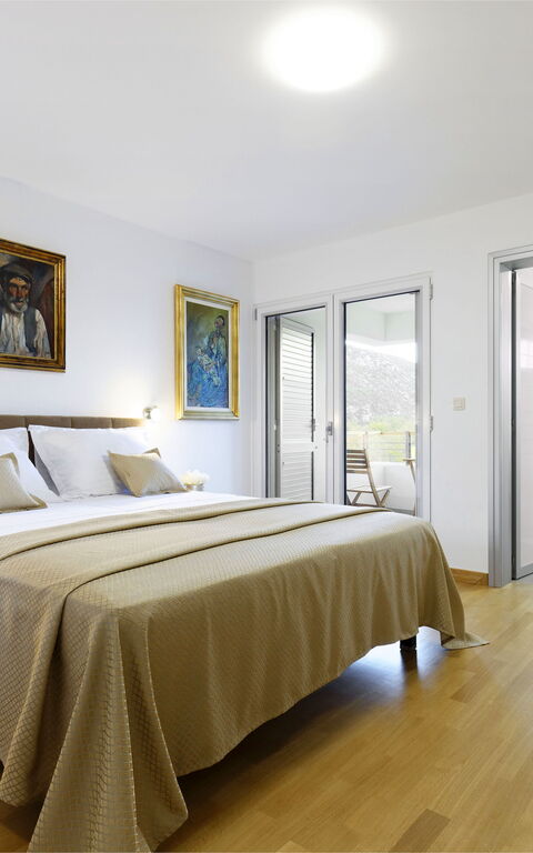 Villa Jure: Badeværelse, soveværelse