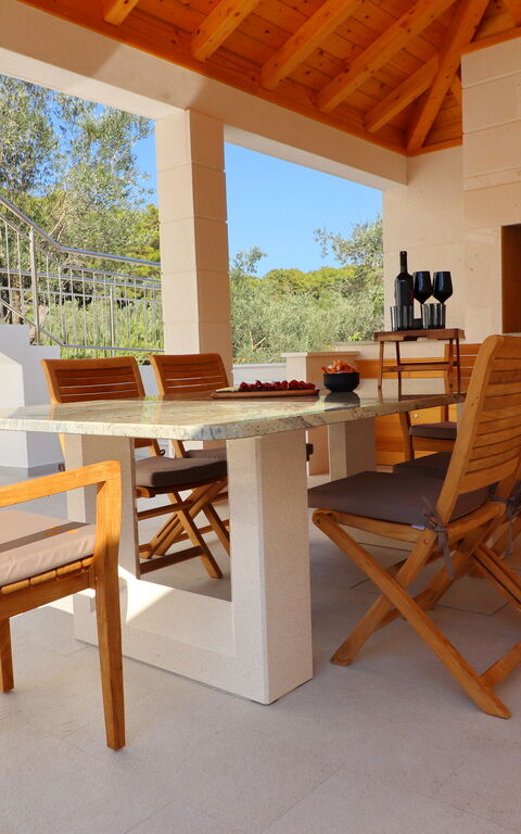 Villa Emerald: Altan / terrasse / gårdhave, Køkken, Udendørs