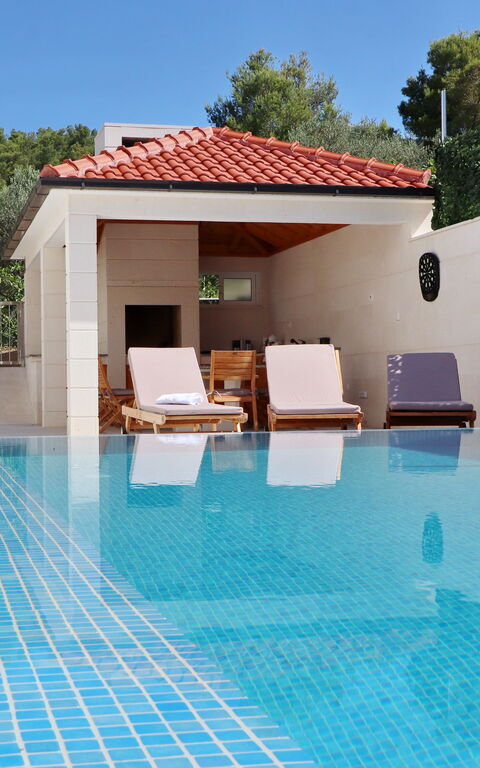 Villa Emerald: pool, Udvendige