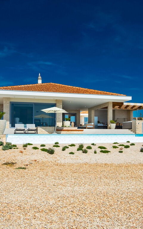 Villa Kelena: Altan / terrasse / gårdhave, pool, Udvendige, Visninger