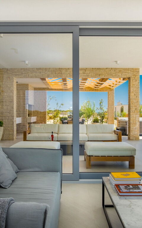 Villa Kelena: Altan / terrasse / gårdhave, Stue