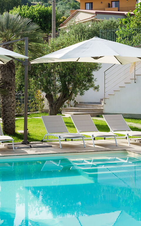 Grand Tour Villa: Have, pool, Udendørs, Udvendige