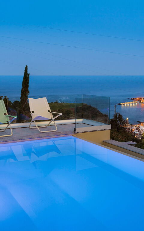 Grand Tour Villa: pool, Udendørs, Udvendige, Visninger