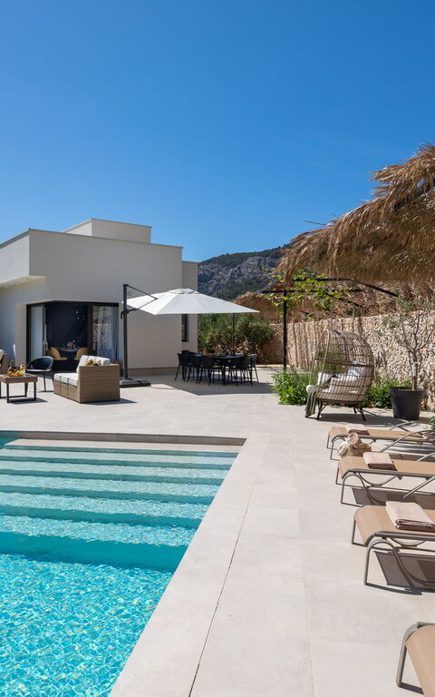 Villa Vivere: Altan / terrasse / gårdhave, pool, Udendørs, Udvendige, Visninger