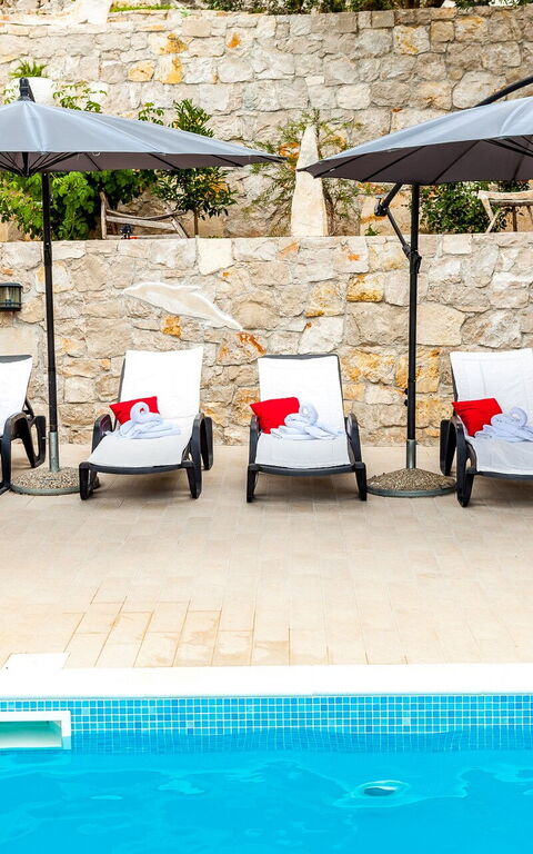 Villa Azurit: Altan / terrasse / gårdhave, pool, Udendørs