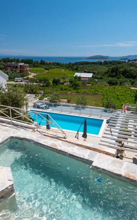 Villa Azurit: pool, Udvendige