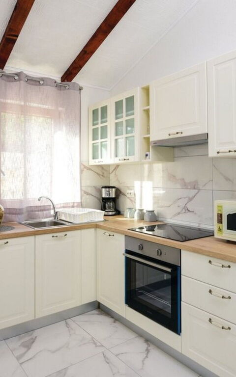 Villa Azurit: Køkken