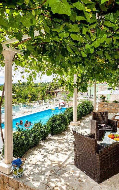 Villa Azurit: Altan / terrasse / gårdhave, pool, Udendørs