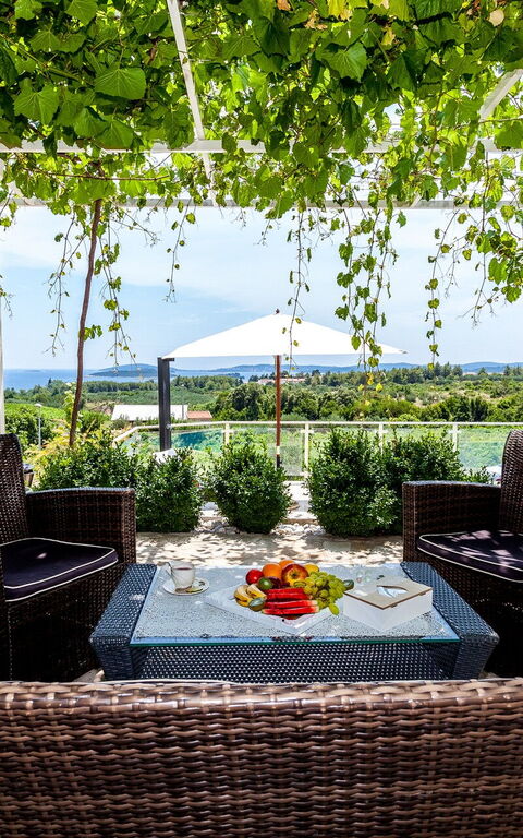 Villa Azurit: Altan / terrasse / gårdhave, Udendørs