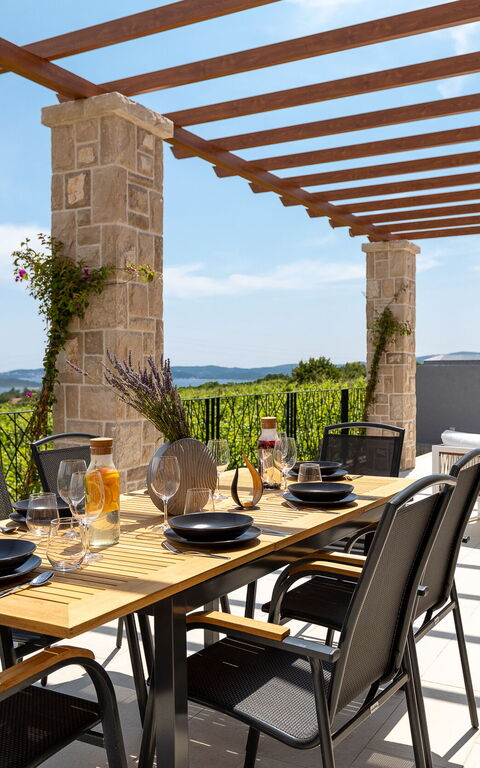 Villa Spectrum: Altan / terrasse / gårdhave, Udendørs, Visninger