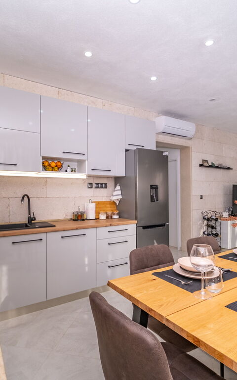 Villa Diana: Frokostlokale, Køkken