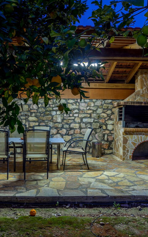 Villa Giorgos: Udendørs, Udvendige