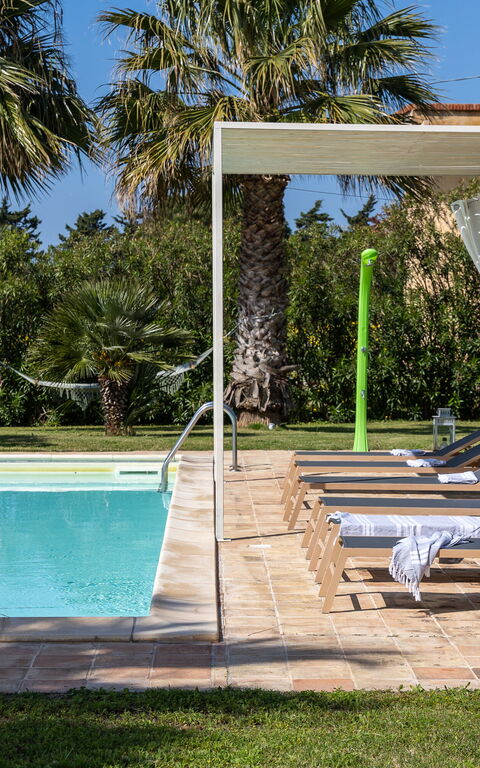Villa Casale: Have, pool, Udendørs, Udvendige
