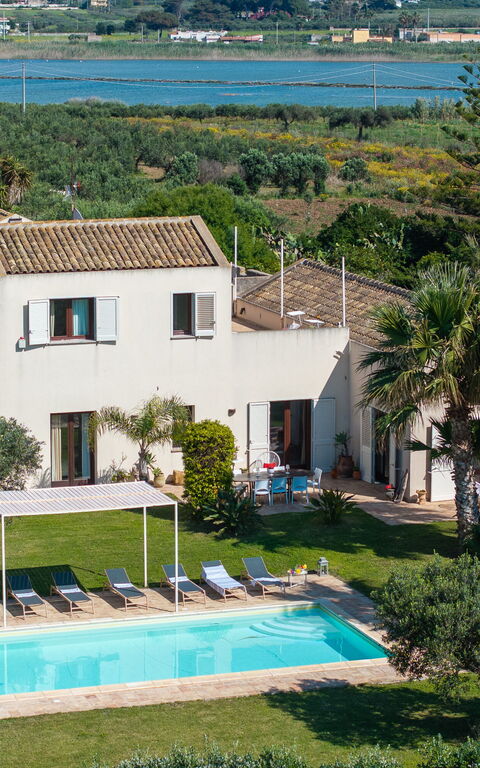 Villa Casale: Have, pool, Visninger