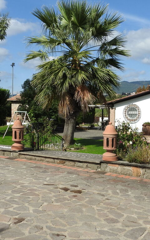 Villa Antici: Hovedindgang, Udendørs, Udvendige