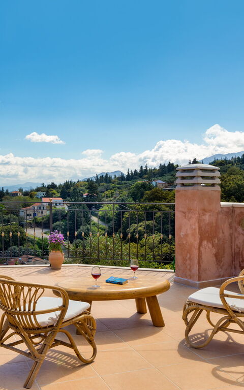 Villa Kois: Altan / terrasse / gårdhave, Udendørs, Udvendige, Visninger