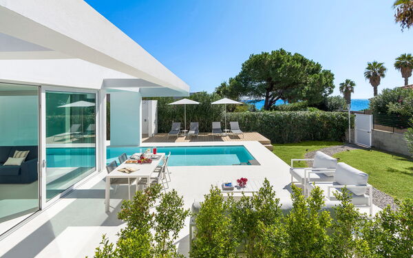 Villa Gadir: pool, Udendørs, Udvendige