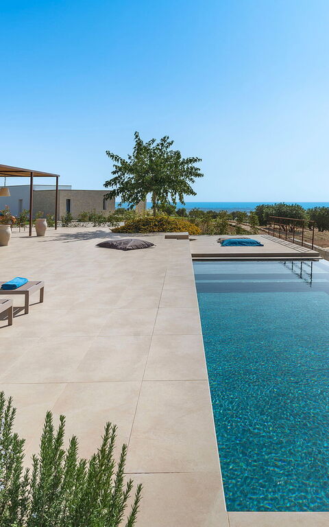 Gelso Bianco: Have, pool, Sommer, Udendørs