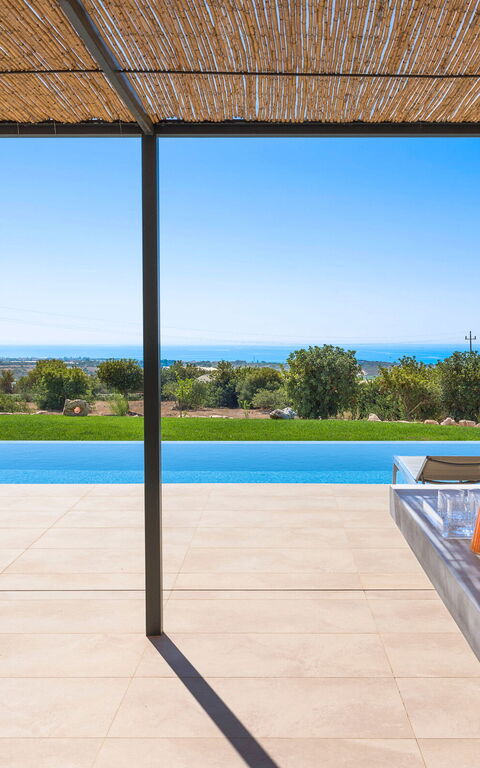 Villa Passo Salina: Altan / terrasse / gårdhave, pool