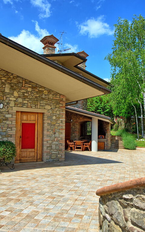 Villa Paradiso: Have, Udvendige