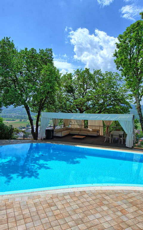 Villa Paradiso: Have, pool