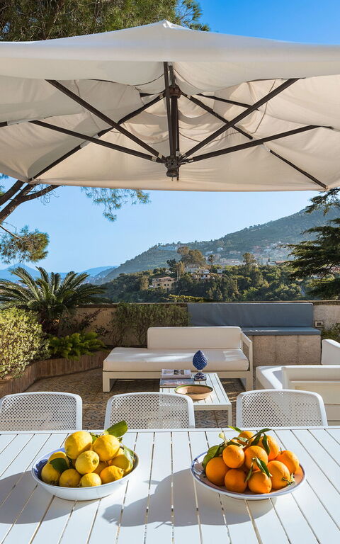 Villa Giuffrè: Altan / terrasse / gårdhave, Udendørs, Udvendige, Visninger