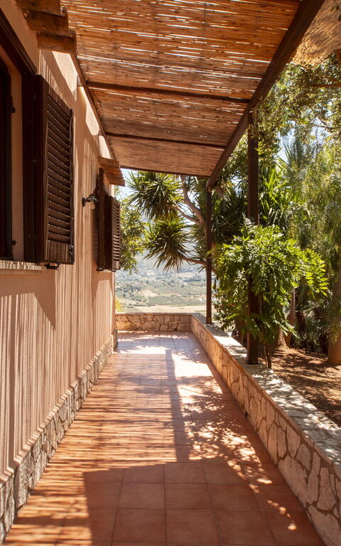 Villa Petra: Have, Udendørs