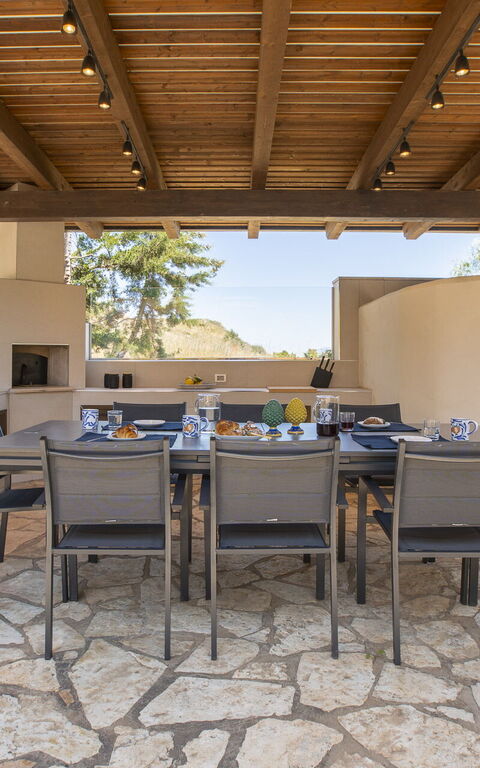 Villa Petra: Udendørs