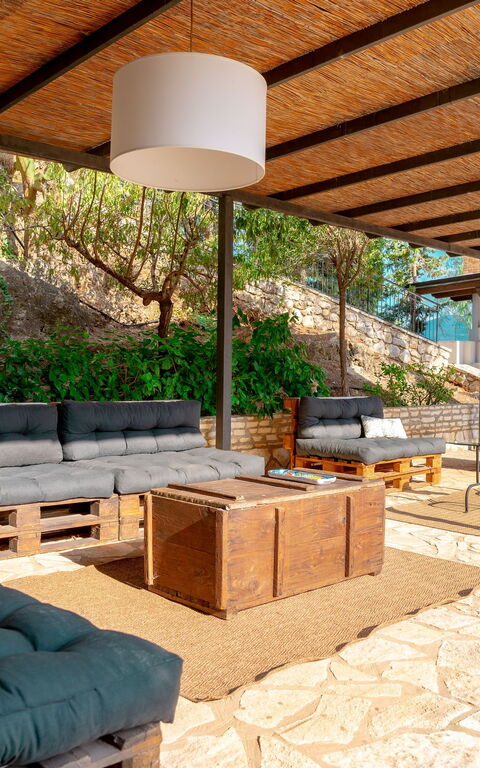 Villa Petra: Have, Udendørs, Udvendige