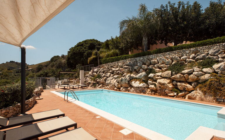 Villa Petra: Udendørs