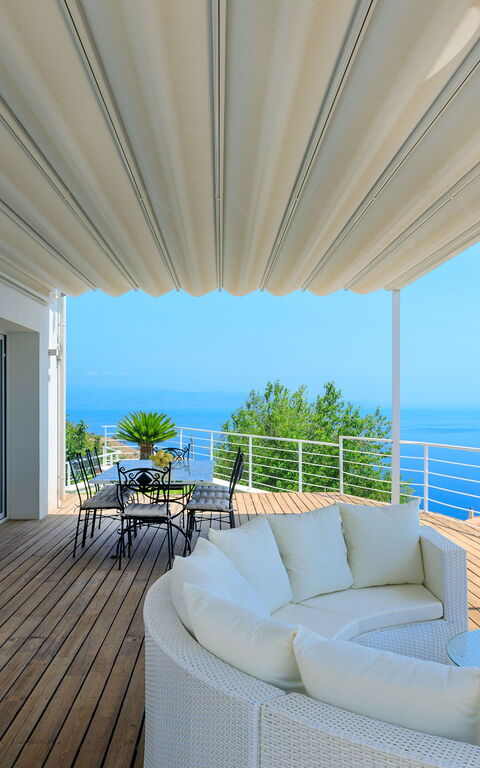 Villa Elysium: Udendørs, Udvendige, Visninger