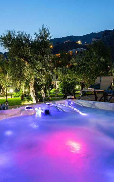 Villa Bellasia: boblebad, Have, Udendørs, Udvendige