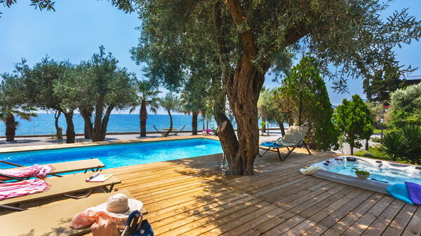 Villa Bellasia: pool, Udendørs, Udvendige, Visninger