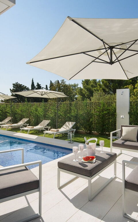 Orvas Villa 82: Altan / terrasse / gårdhave, pool, Udendørs