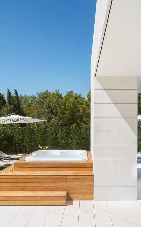 Orvas Villa 82: Altan / terrasse / gårdhave, boblebad, Have, Udendørs