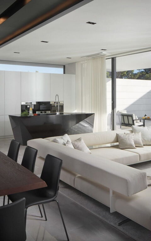 Orvas Villa 82: Frokostlokale, Køkken, Stue