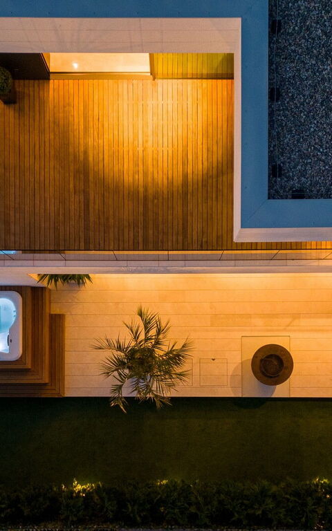 Orvas Villa 82: boblebad, pool