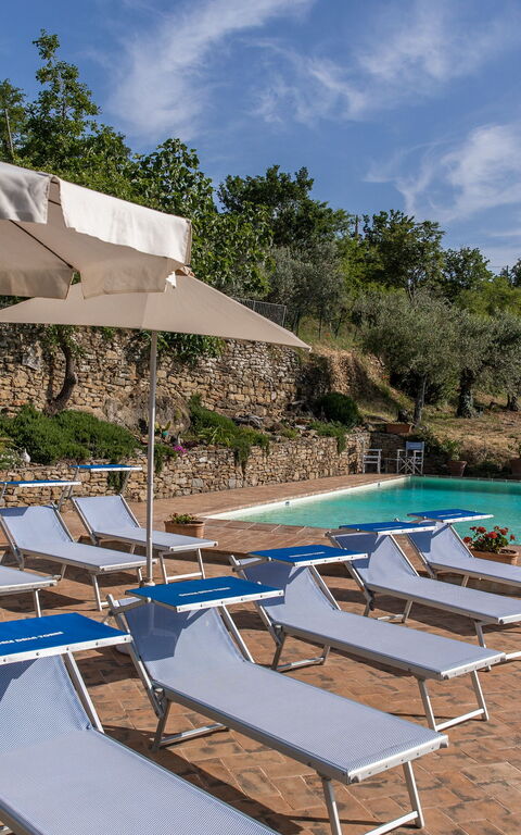 Casale Della Torre: Have, pool, Udendørs, Visninger